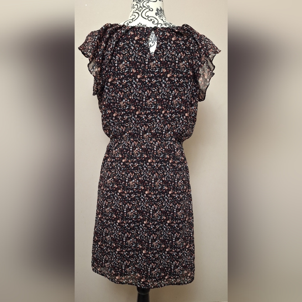 Dynamite size M floral dress - Picture 5 of 6